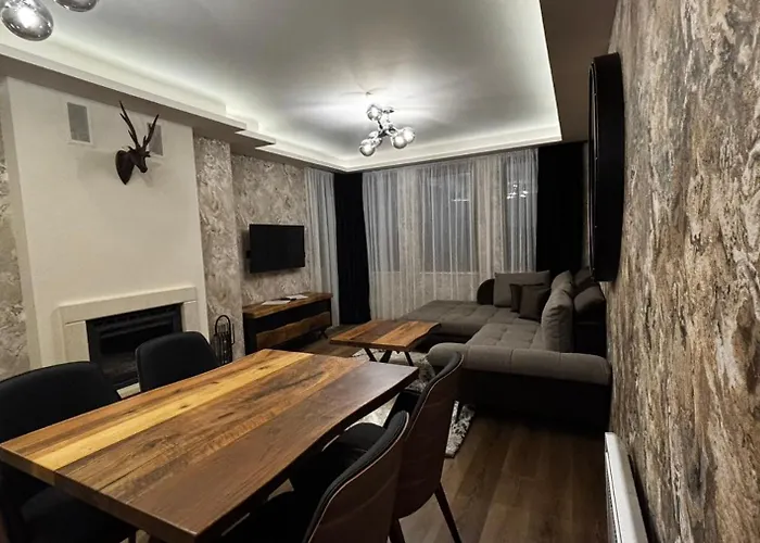 Of The Mountain гранд манастира частни アパート